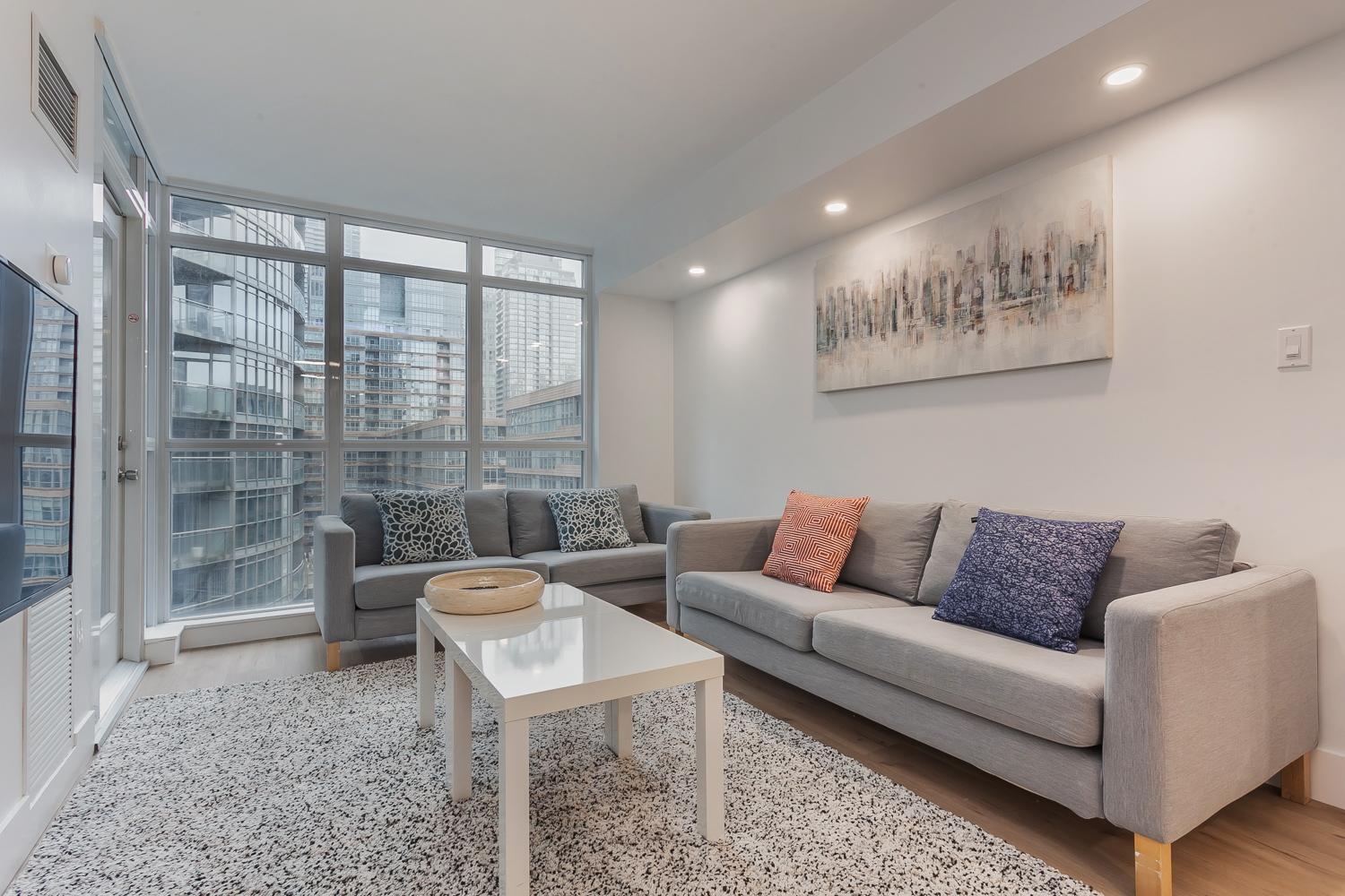 Cozy 2Br Close To Cn Tower & Harbourfront Toronto Bagian luar foto